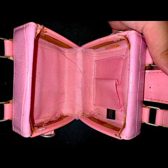 Mini Pink Heart Emblem Purse - Picture 6 of 7